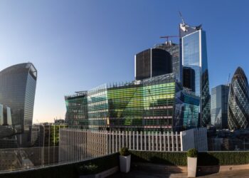 2025 M&G plc Market Outlook and Trend AnalysisGlobal Investment Opportunities and Risks