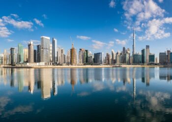 Dubai Real Estate in March 2026: A Sharp Transaction Drop, Price Discounts, and Early Recovery Signs