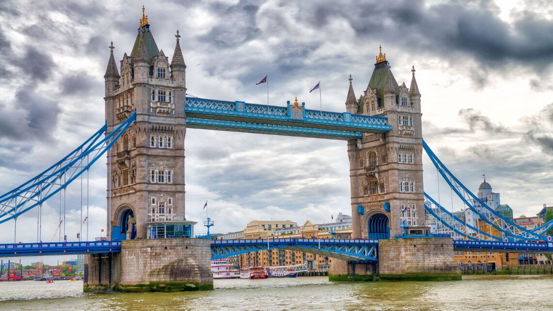 UK Mortgage Approvals Hit 15-Month High in April 2026