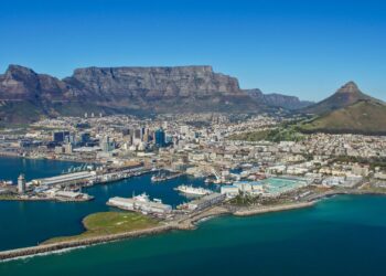 A Foreign-Buyer Share That Climbs With Price — and Reaches Beyond the Cape