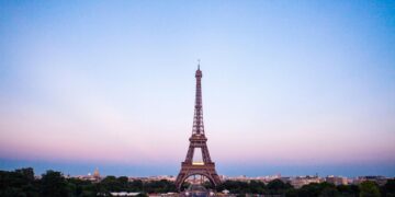 French agency warns of rising sale cancellations linked to mortgage refusals