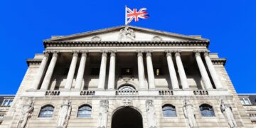 Opening a UK Bank Account as an Overseas Resident: Identity, Address, and What to Check Before You Apply
