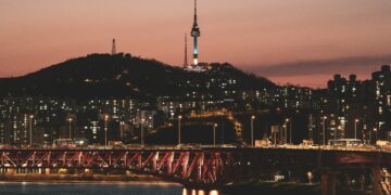 Standard Chartered Korea reportedly pauses new home-backed mortgage applications through October