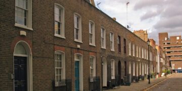 Row of Victorian terraced houses on a residential London street, UK
