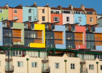 投資英國物業前先問大廈有無Cladding issue 同 EWS1 form 【英國買樓注意事項】