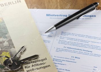 german-lease-contract-with-rent-index-on-desktop