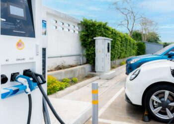 泰國家用電力系統是否需要升級？家中安裝電動車充電樁前，線路檢查與更換