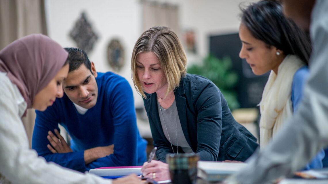 阿聯酋女性創業者的崛起:成功故事與支持資源