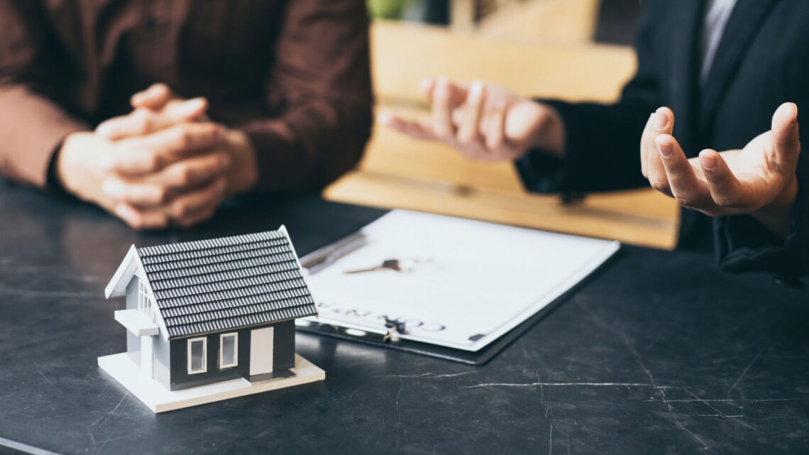 英國租客背景審查與租賃風險管理策略:海外房東如何選對租客、降低違約風險?