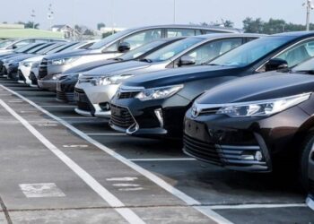 越南買車或租車實用指南:法律、習慣、交通陷阱一次搞懂