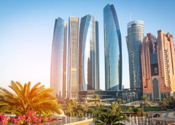 阿聯酋黃金簽證與房地產投資:如何透過置業獲得長期居留權