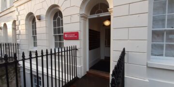 英國虛擬辦公室與公司註冊落地操作(2025 實務流程指南)
