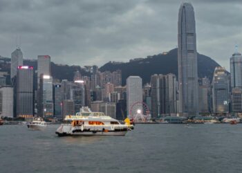 七成二:內地買家占比數據告訴我們什麼——以及沒有告訴我們什麼