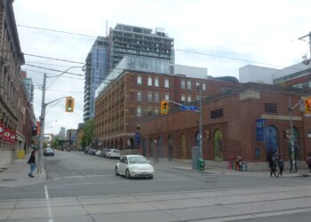 New residential building on George Street, 2014 05 23 (1)