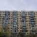 East facade of Hyundai Apartments 31-dong (Tower 31). Completed in 1976. Located in Apgujeong-dong, Gangnam-gu, Seoul, Korea. (1976년 완공된 현대아파트 31동의 동측면. 서울특별시 강남구 압구정동 소재)
